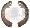 NISSA D4060JX00A Brake Shoe Set